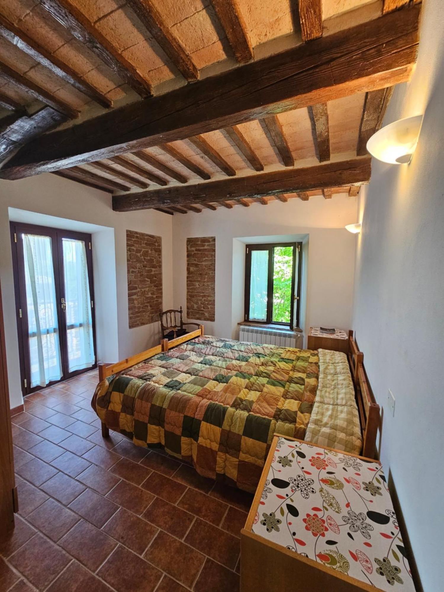 La Rosa Dei Venti - Country House Fossato di Vico Екстериор снимка