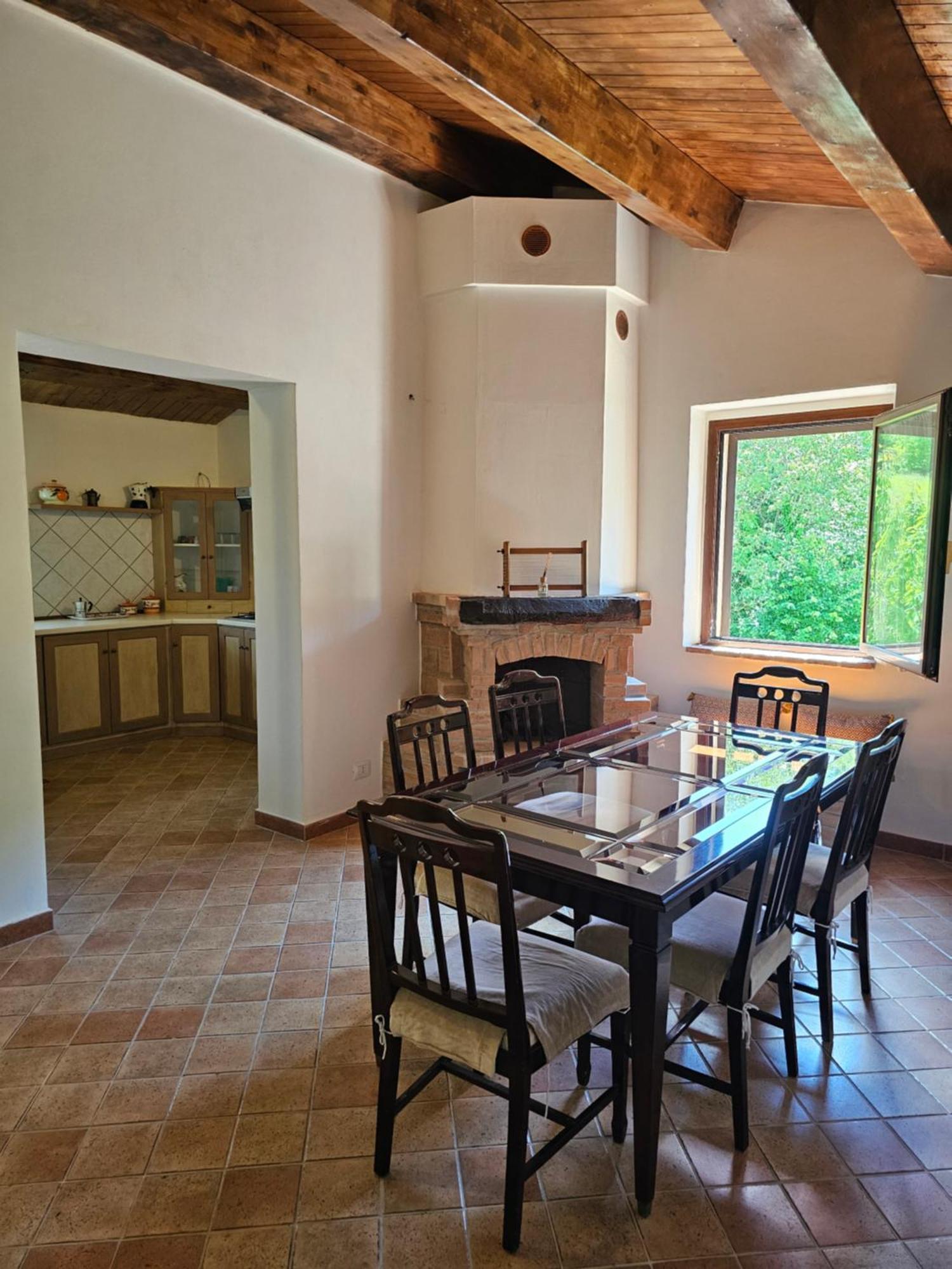 La Rosa Dei Venti - Country House Fossato di Vico Екстериор снимка