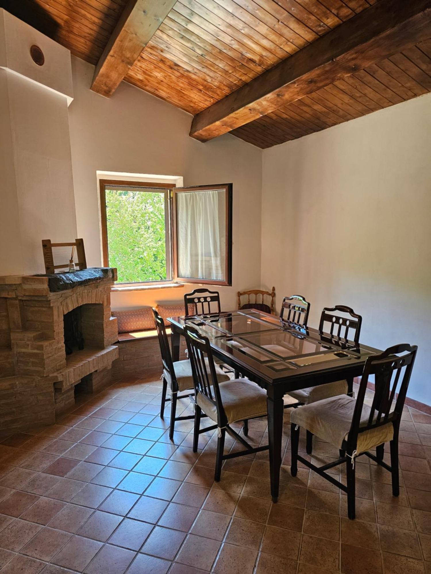 La Rosa Dei Venti - Country House Fossato di Vico Екстериор снимка
