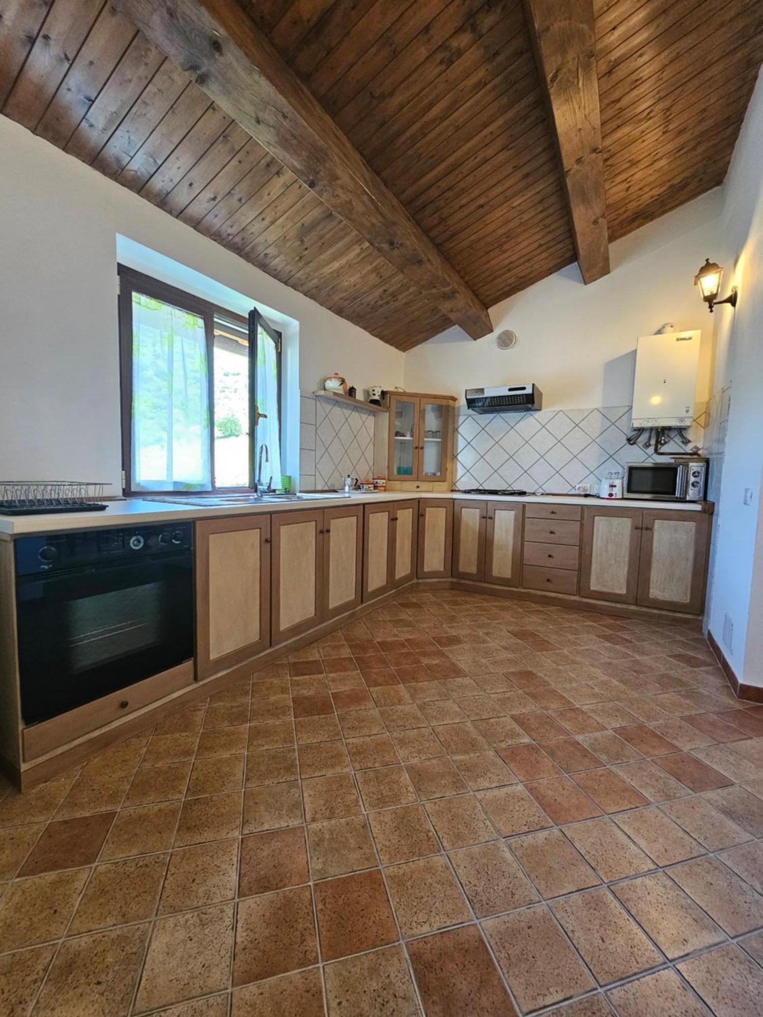 La Rosa Dei Venti - Country House Fossato di Vico Екстериор снимка