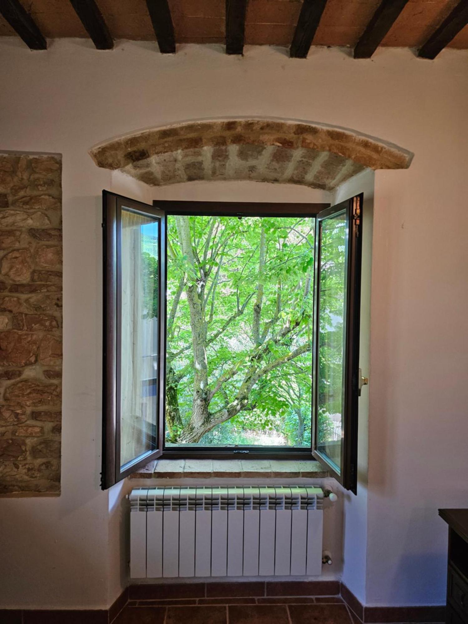 La Rosa Dei Venti - Country House Fossato di Vico Екстериор снимка