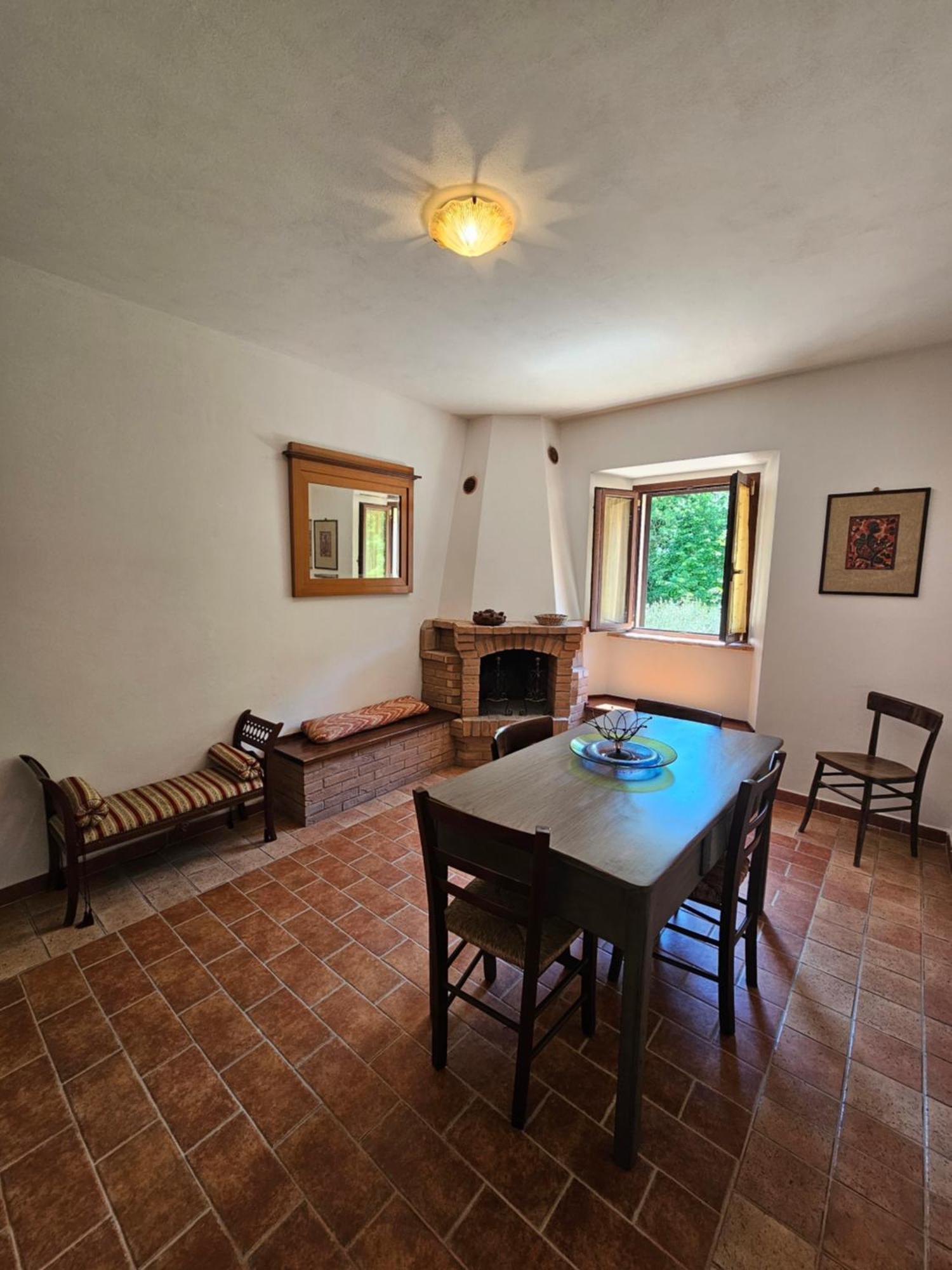 La Rosa Dei Venti - Country House Fossato di Vico Екстериор снимка